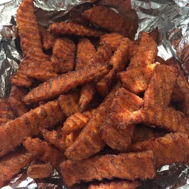 Delicious Fries: A Must-Try Side at Our Restaurant